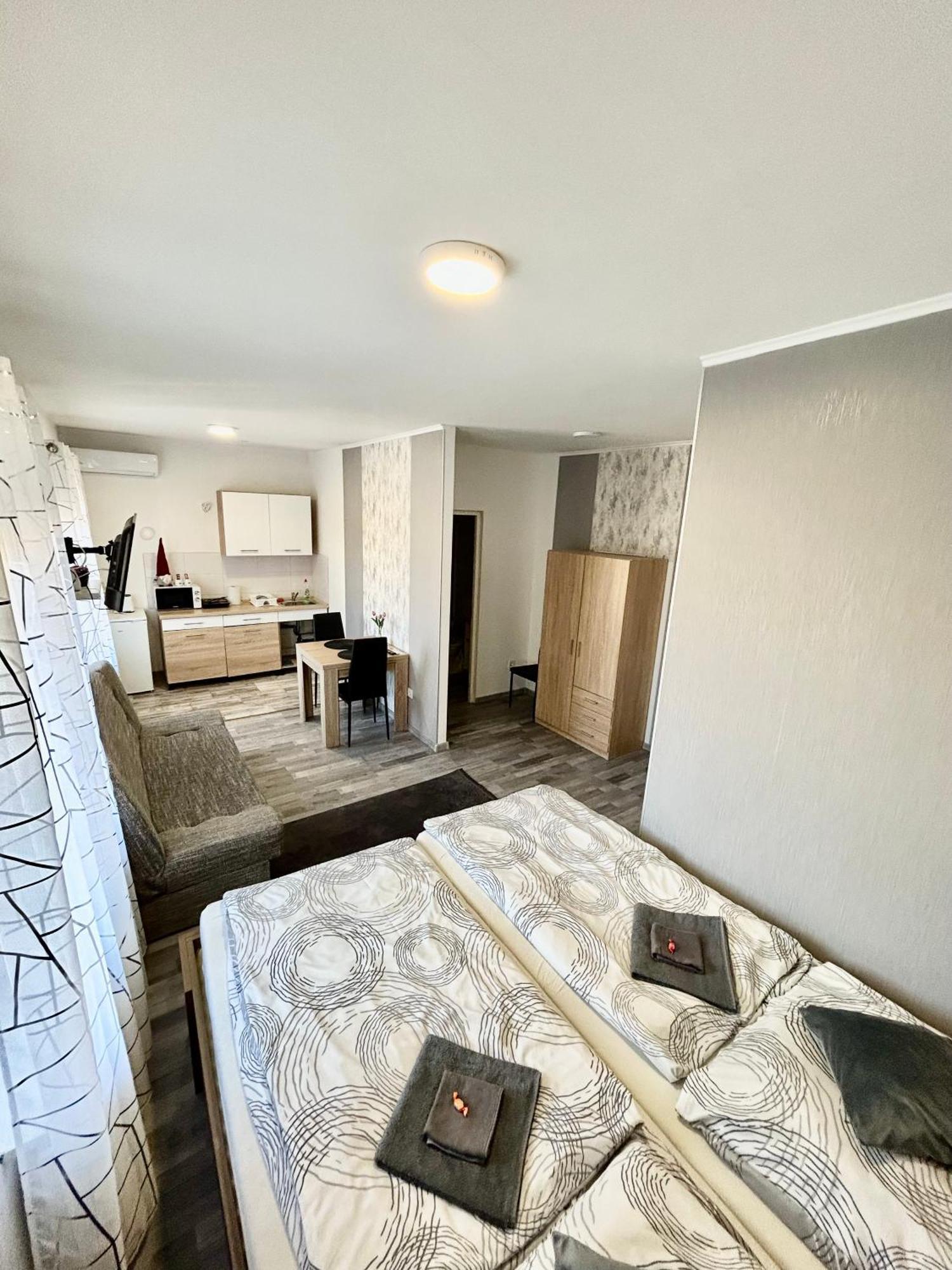 Mira Nest - Budapest City Extérieur photo